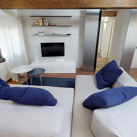 Ca' Moro Clemente Apartment *