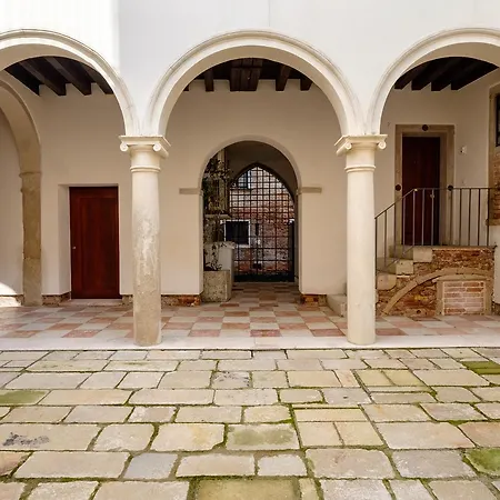 Ca' Moro Clemente Apartment